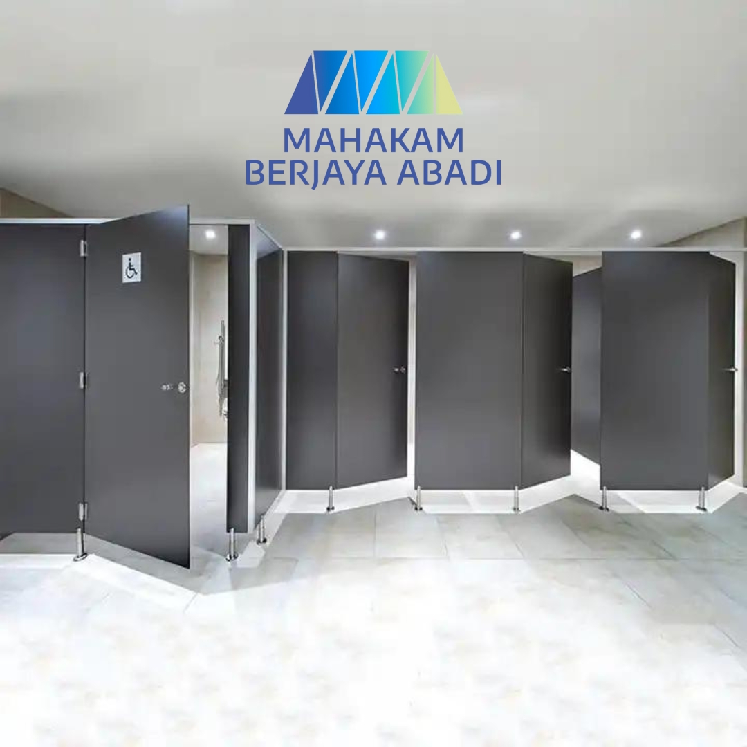 Jasa Pemasangan Toilet Cubicle Phenolic Kaca